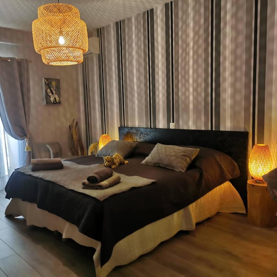 Le Clos Des Aramons Bernis Exteriör bild