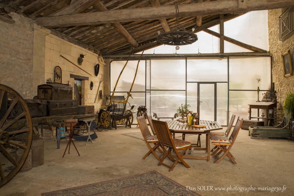 Le Clos Des Aramons Bernis Exteriör bild