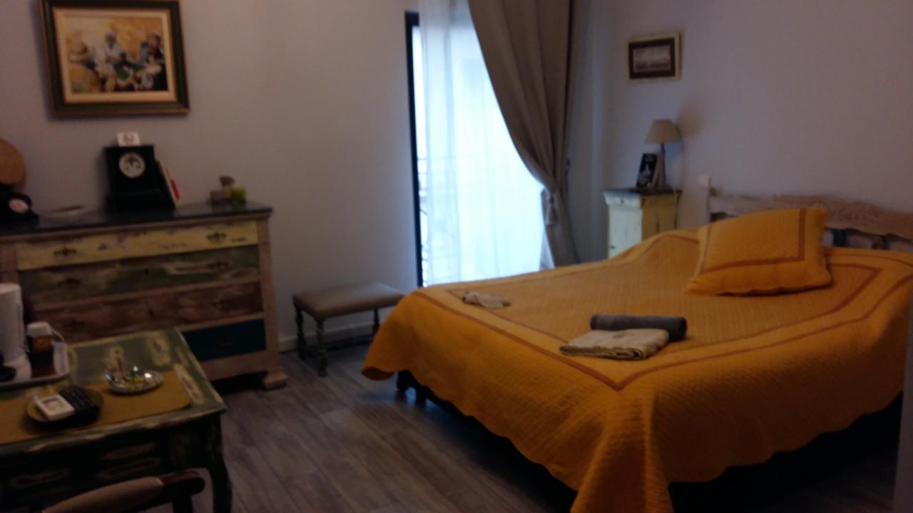 Le Clos Des Aramons Bernis Exteriör bild