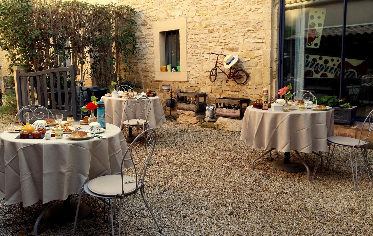 Le Clos Des Aramons Bernis Exteriör bild